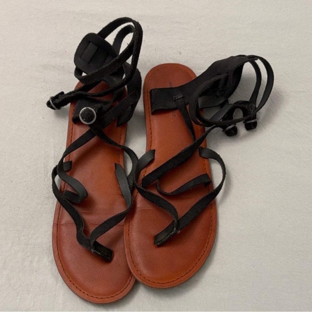American Eagle Outfitters Black and Brown Sandals